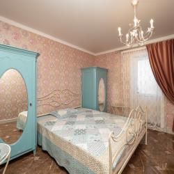 Фото Апартаменты на улице Демократическая