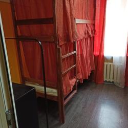 Кровать в 4-местном общем мужском номере