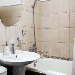 Фото Kvart-Hotel (Кварт-Отель) на набережной Бережковская 10