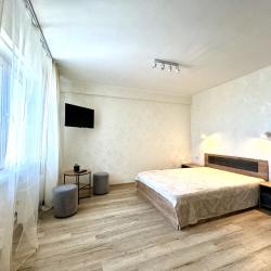 Фото Апартаменты на улице Караульная 38