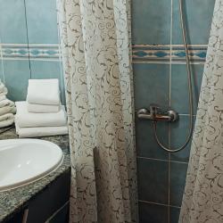 Номер эконом с 1 двуспальной кроватью