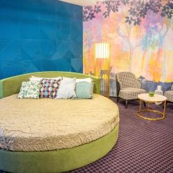 Номер полулюкс с 1 двуспальной кроватью Дизайнерский