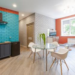 Фото Отель House on Potapova (Гостевой дом на Потапова)