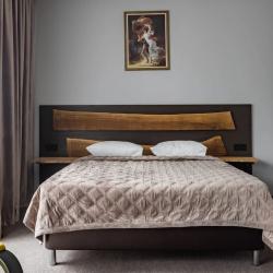 Номер стандарт семейный с 2 односпальными и 1 двуспальной кроватью