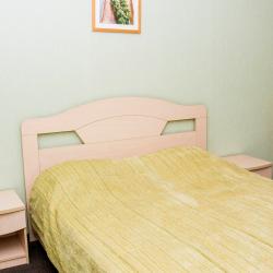 Номер стандарт с 1 двуспальной кроватью