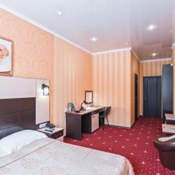 Номер стандарт улучшенный с 1 двуспальной кроватью