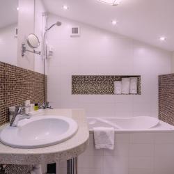 2-местный номер полулюкс в коттедже (30м2)