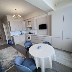 Фото Апартаменты на улице М. Халилова 38