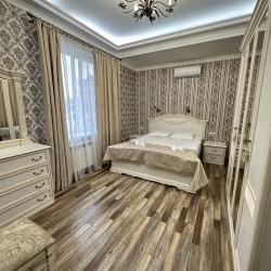 Фото Апартаменты на улице Титова 30