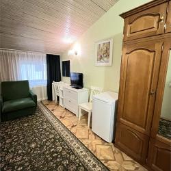 Номер стандарт с 1 двуспальной кроватью