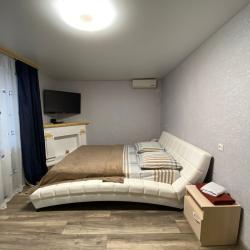 Фото Апартаменты на улице Братьев Дроздовых