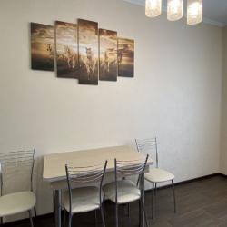 Фото Апартаменты на улице Островского 58