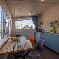 Коттедж Novodacha VIP ( 4-местный)