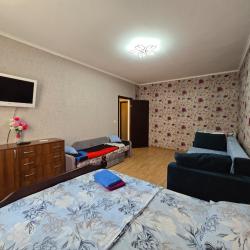 Фото Апартаменты на улице Курыжова 19к1