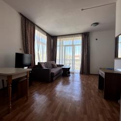 4-местный 1-комнатный номер студия комфорт с 1 двуспальной кроватью