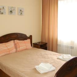 Фото Small Hotel (Смол Отель)
