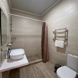 Номер комфорт улучшенный с 1 двуспальной кроватью