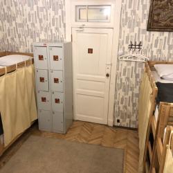 Кровать в общем номере
