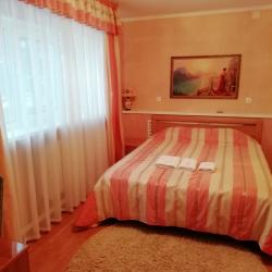 Номер улучшенный стандарт с 1 двуспальной кроватью