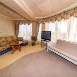 Yacht Club Yalta (Яхт-клуб Ялта) — bb2d6bccb19157d542ea1c004cd11b62