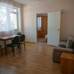 2-комнатный номер комфорт семейный с 1 двуспальной кроватью