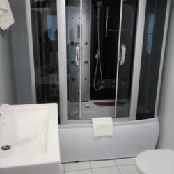 Номер стандарт с 1 двуспальной кроватью