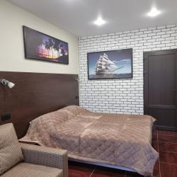 Номер стандарт эконом с 1 двуспальной кроватью