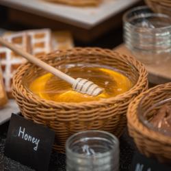 Фото Отель Holiday Inn Express Yerevan (Холидей Инн Экспресс )