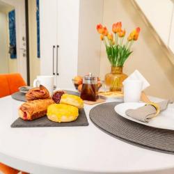 Фото Отель ДзенХоум на улице Большая Покровская 78