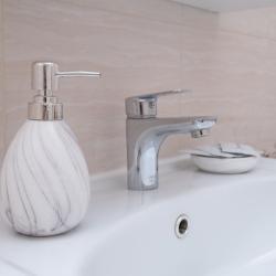 Фото Апартаменты Комфорт на улице Разведчика Ахмерова 3