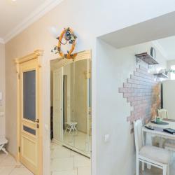 Фото Апартаменты на улице Рогожникова 1