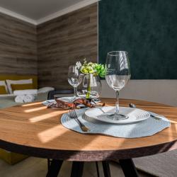 Фото Отель LetoApart (ЛетоАпарт) на улице Вербовая 7-10