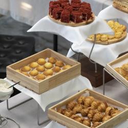 Фото Отель Orient Hotel Bishkek (Ориент )