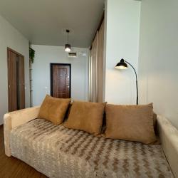 Фото Апартаменты на улице Комарова 58