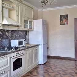 Фото Апартаменты на улице Комарова 23