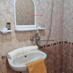 Номер стандарт с 1 двуспальной кроватью