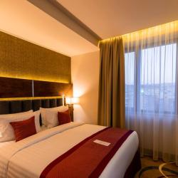 Фото Отель Ramada Hotel & Suites by Wyndham Yerevan (Рамада Виндхэм )