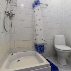 Комната стандарт с 1 двуспальной кроватью №3 (удобства на этаже)