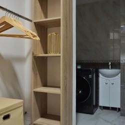 Фото Отель Просторная трехкомнатная квартира