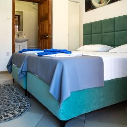 Комната полулюкс с 2 односпальными кроватями