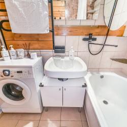 Фото Отель Посуточно50 на Совхозной 8а