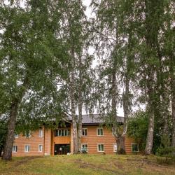 Номер стандарт с 1 односпальной и 1 двуспальной кроватью