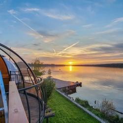 Фото Отель Мыс на Неве