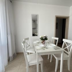 Фото Отель Большая однокомнатная квартира с видом на море