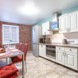 Фото Отель RentPlaza (РентПлаза) на улице Гая 27Б