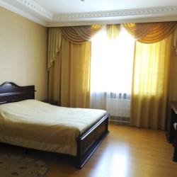 Номер стандарт с 1 двуспальной кроватью (с завтраком)