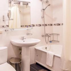 Номер комфорт с 1 двуспальной кроватью