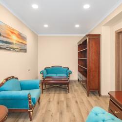 Номер люкс с 1 двуспальной кроватью 2 (215)