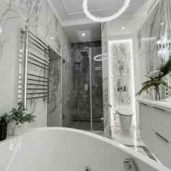 4-комнатные апартаменты улучшенные Попова 1