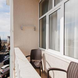 Фото Отель Зеленый попугай